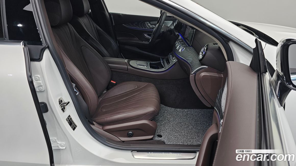 Mercedes-Benz CLS-Class 2021