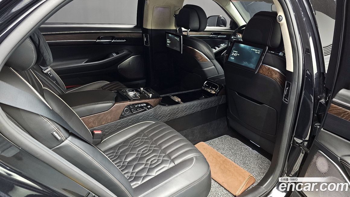 Genesis G90 2021