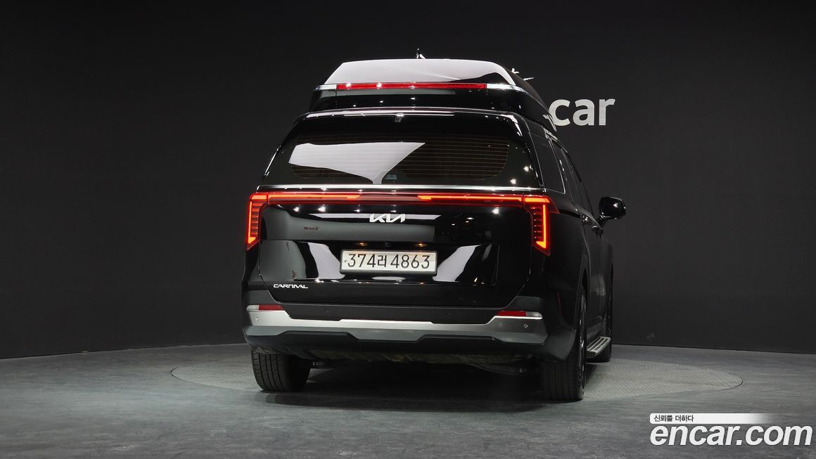 Kia Canival 2024