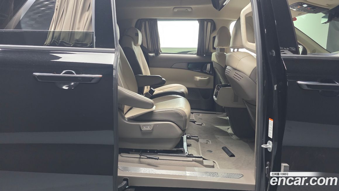 Kia Canival 2024
