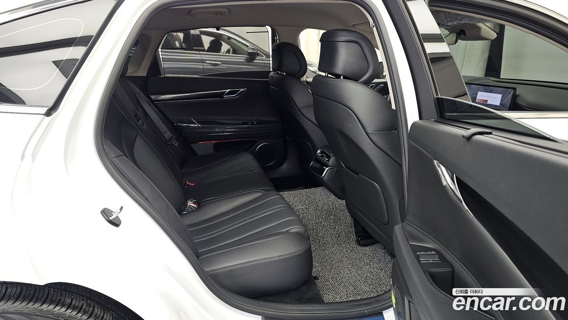 Genesis G80 2025