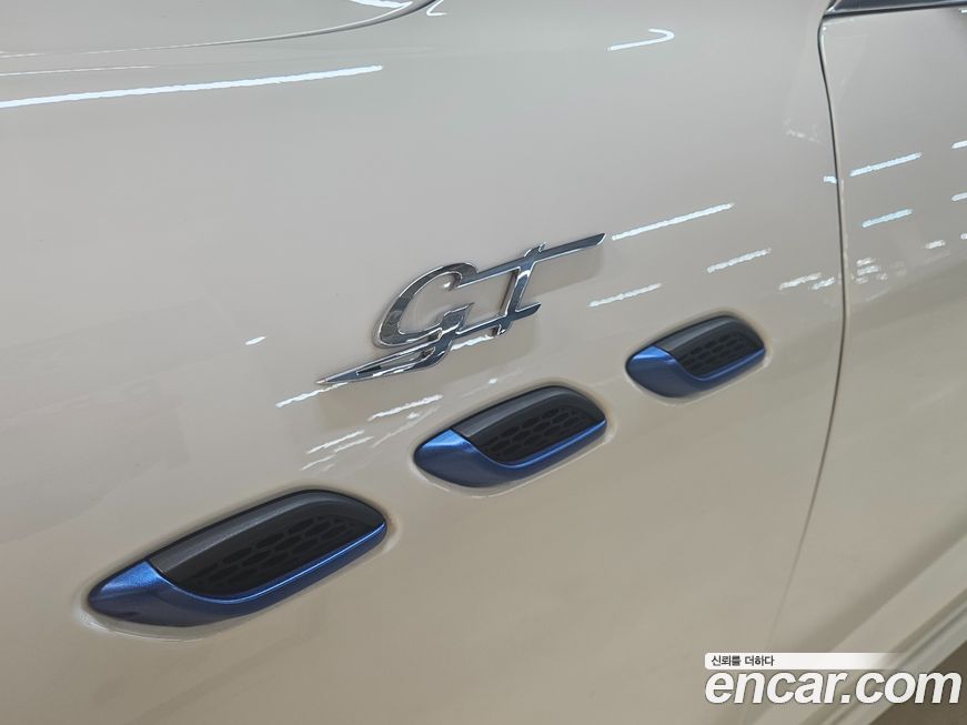 Maserati Levante 2022