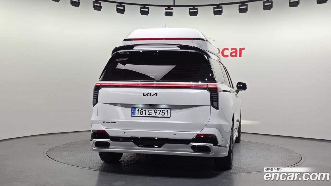 Kia Canival 2025