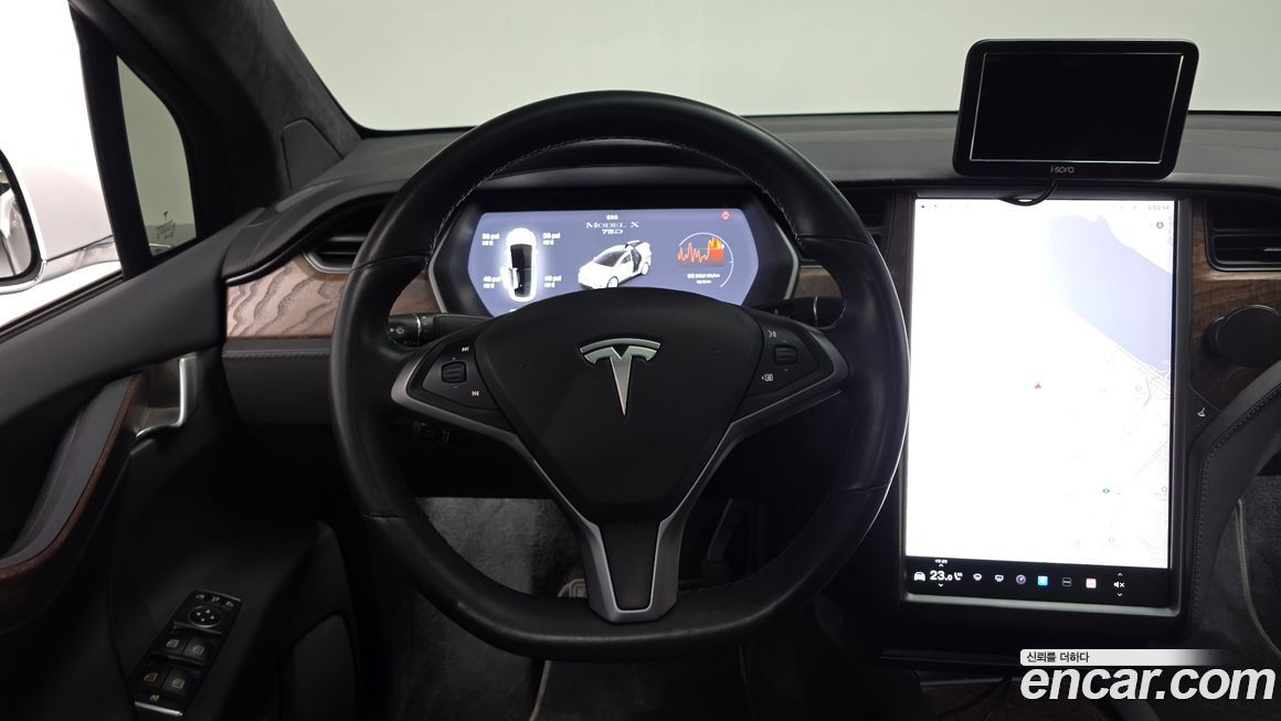 Tesla Model X 2019