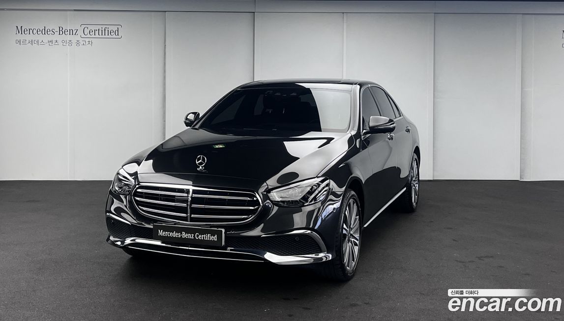 Mercedes-Benz E-Class 2023