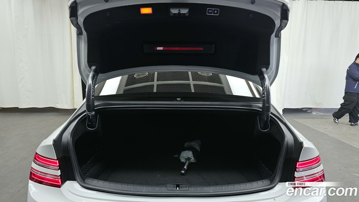 Genesis G80 2025