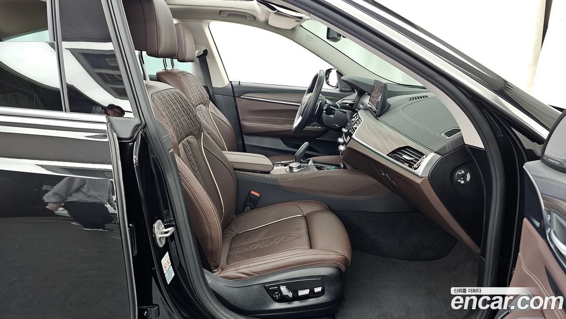 BMW Gran Turismo 2023