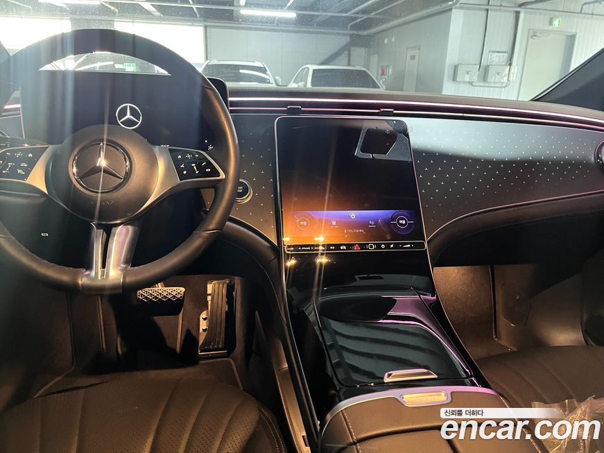 Mercedes-Benz EQE 2024