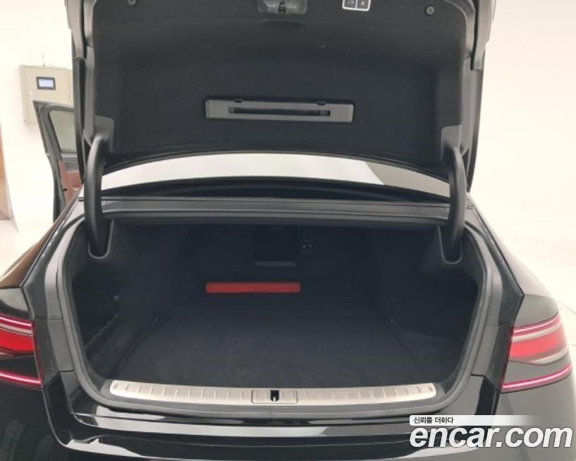 Genesis G90 2023