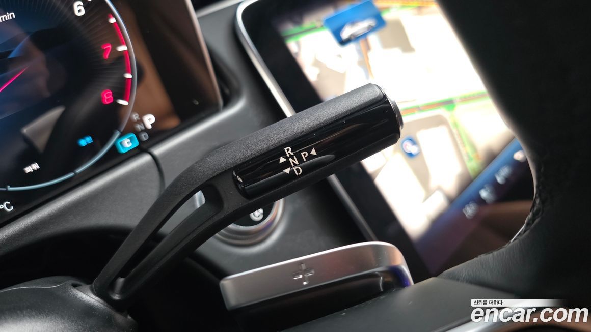 Mercedes-Benz E-Class 2025