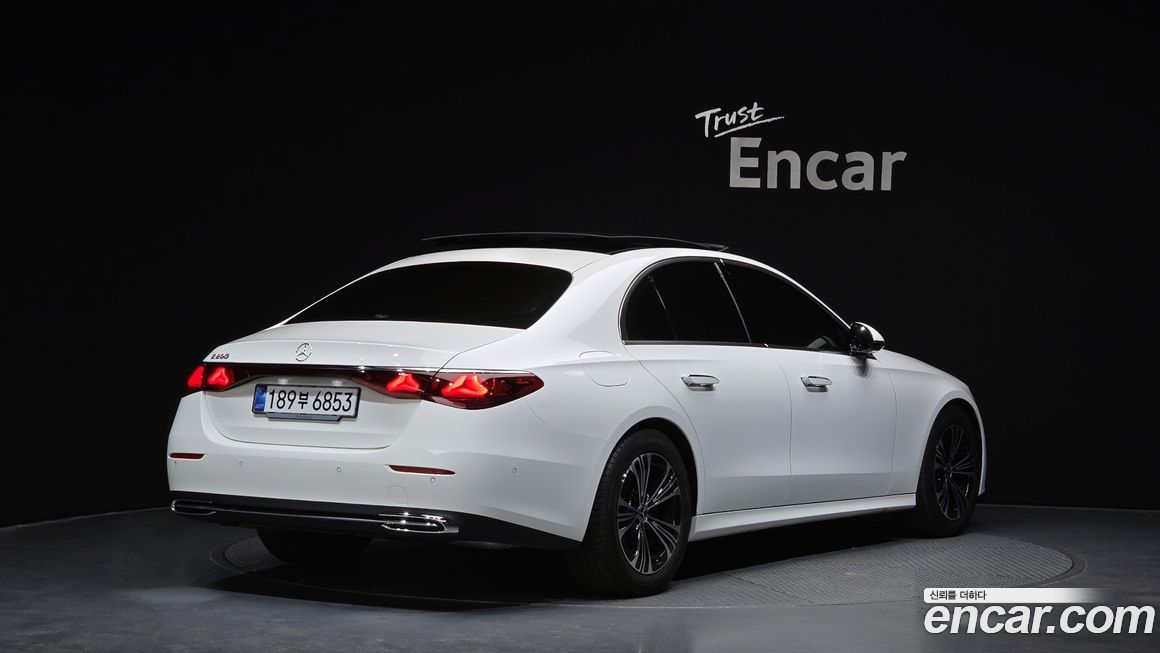 Mercedes-Benz E-Class 2025