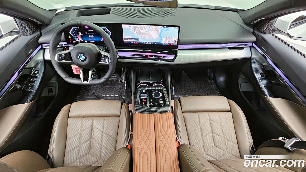BMW 5-Series 2025