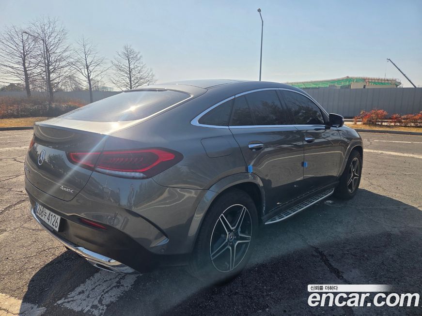 Mercedes-Benz GLE-Class 2021