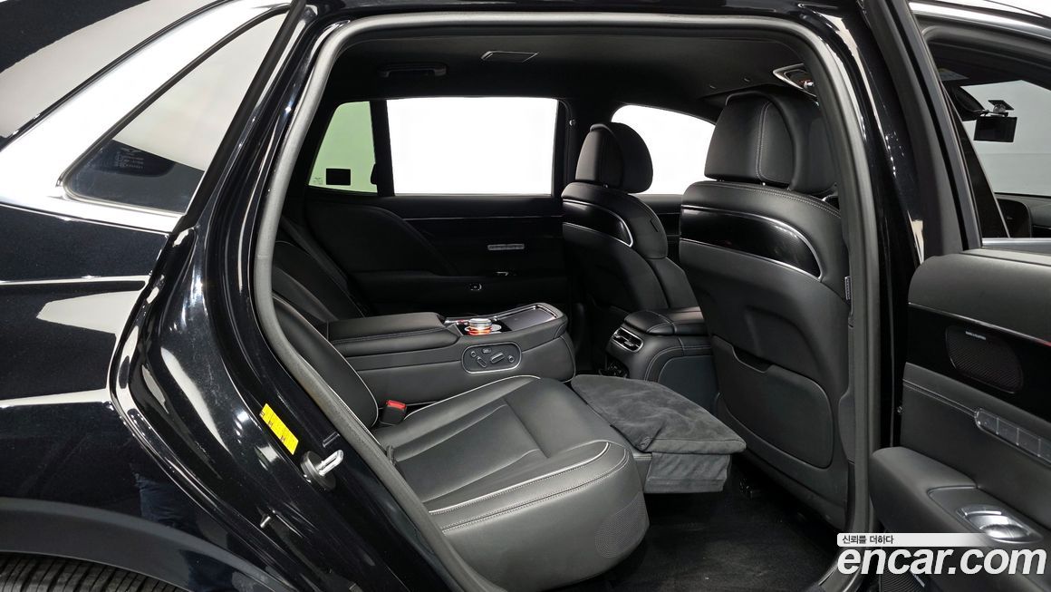 Genesis G90 2023