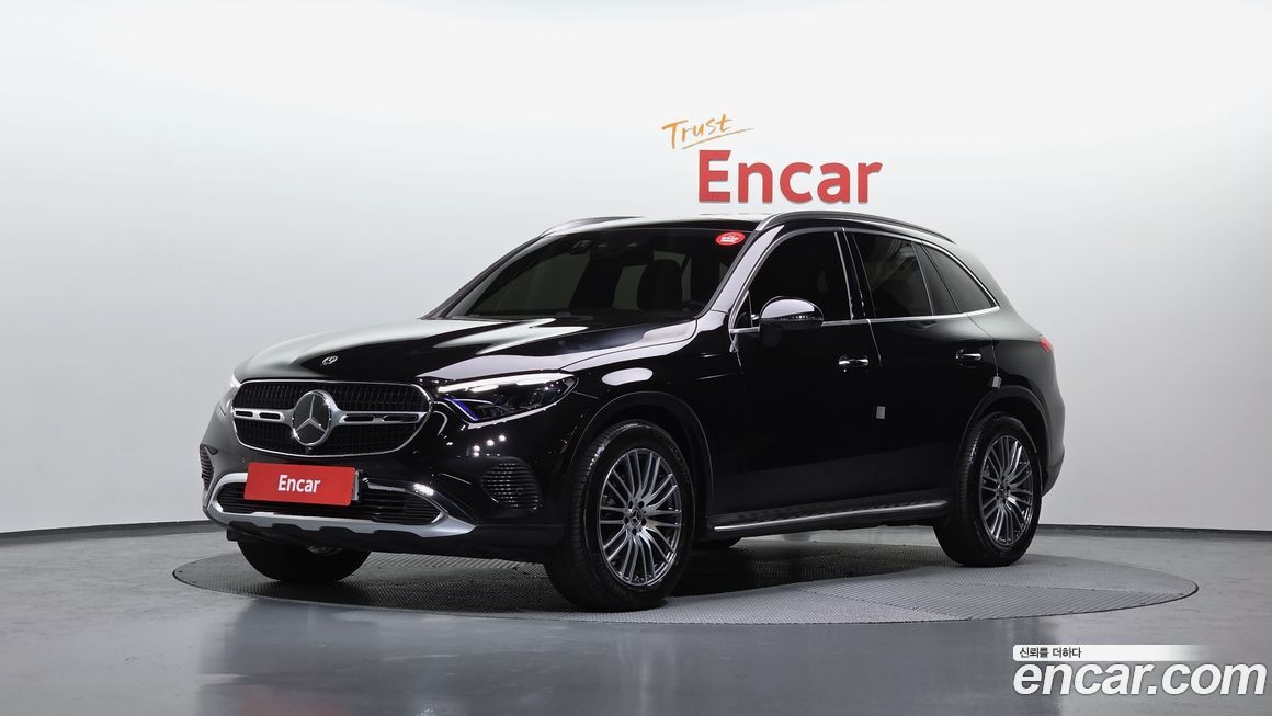 Mercedes-Benz GLC-Class 2025