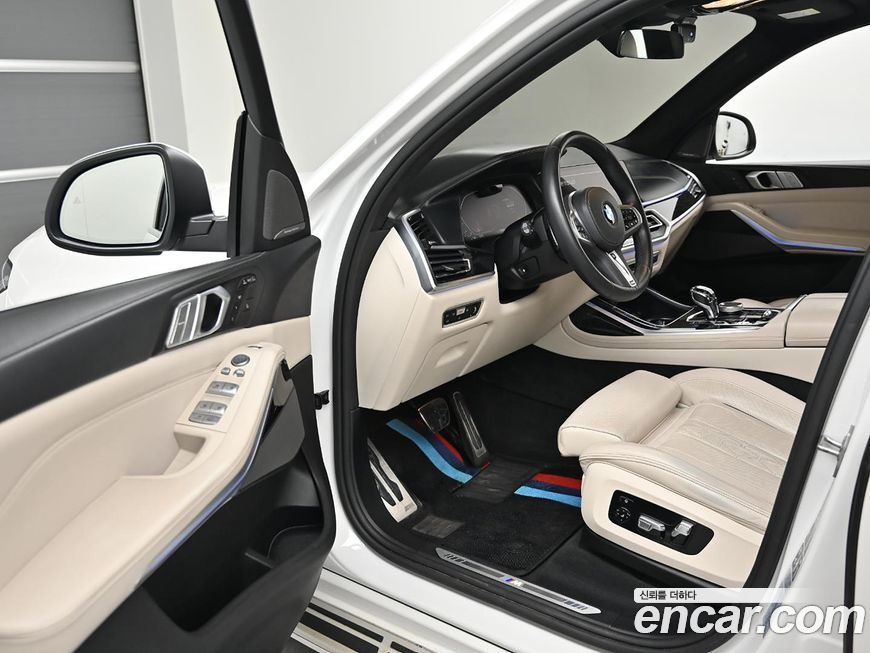 BMW X7 2022