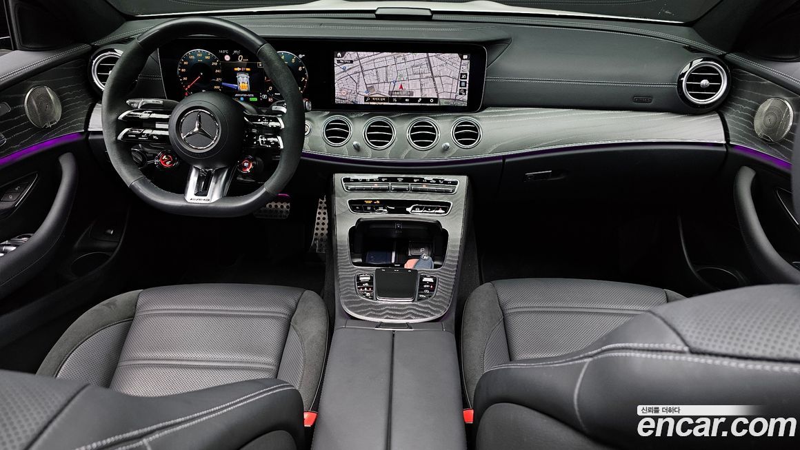 Mercedes-Benz E-Class 2023