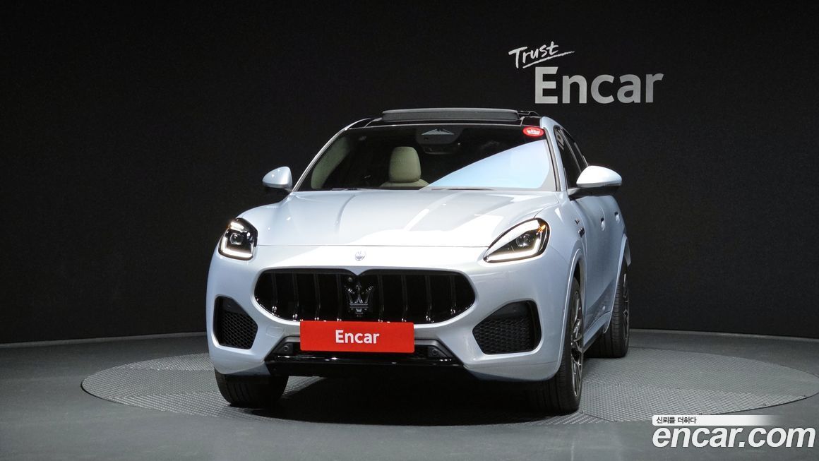 Maserati Grecale 2023