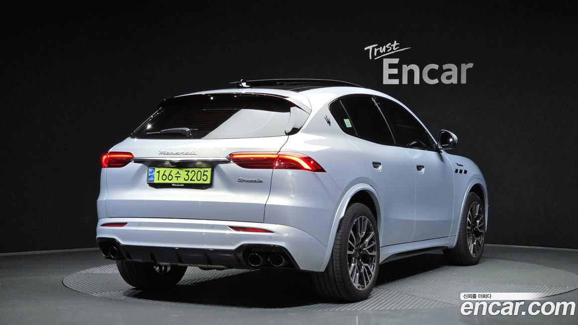 Maserati Grecale 2023