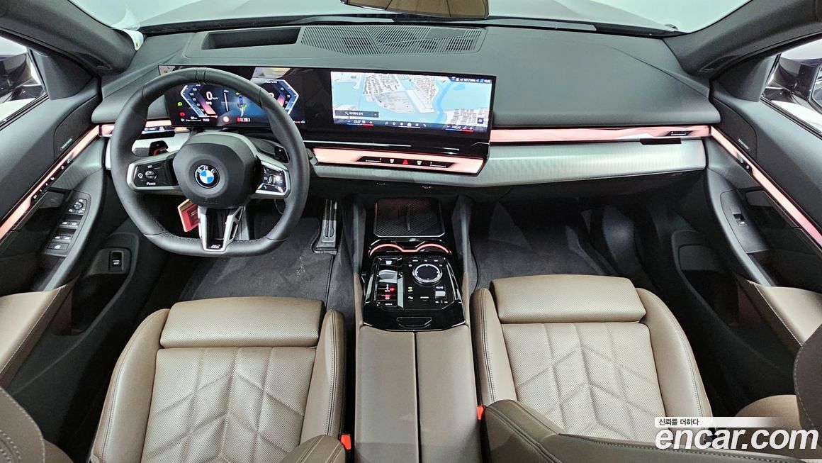 BMW 5-Series 2025