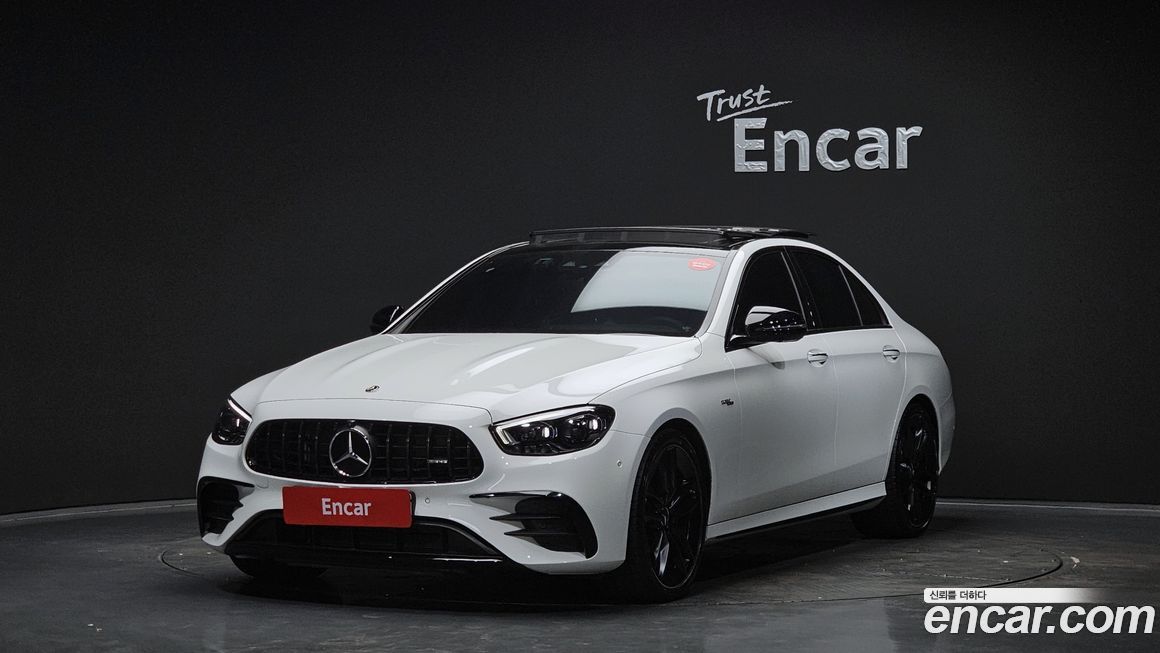 Mercedes-Benz E-Class 2023