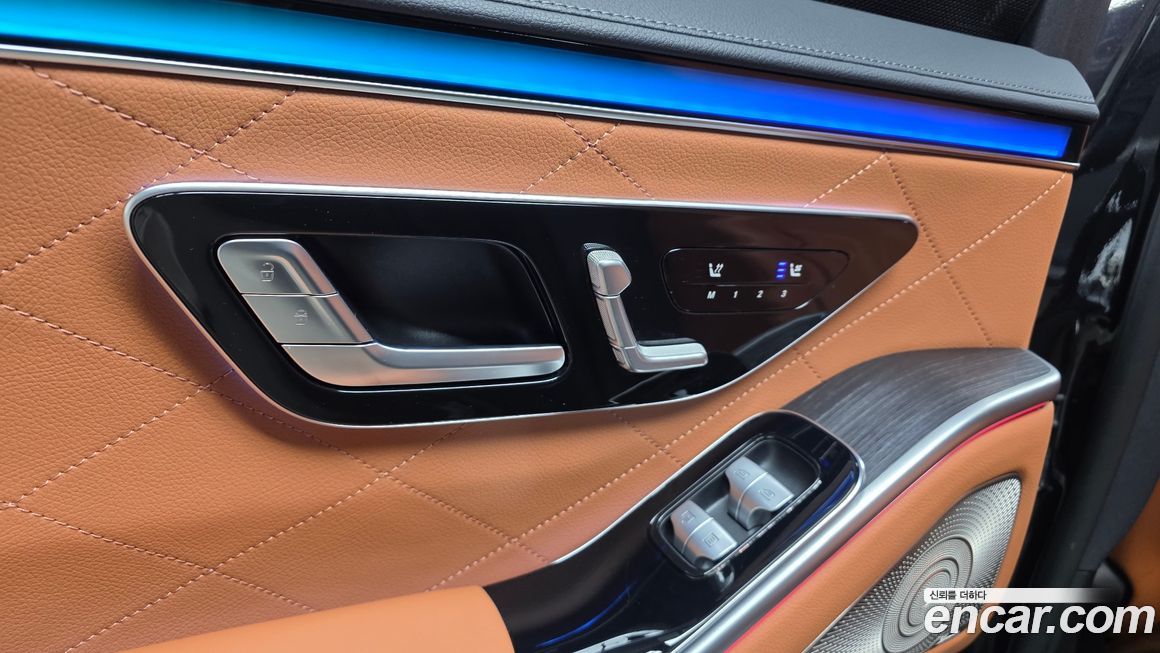 Mercedes-Benz S-Class 2021