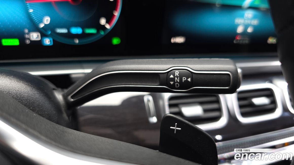 Mercedes-Benz GLE-Class 2023