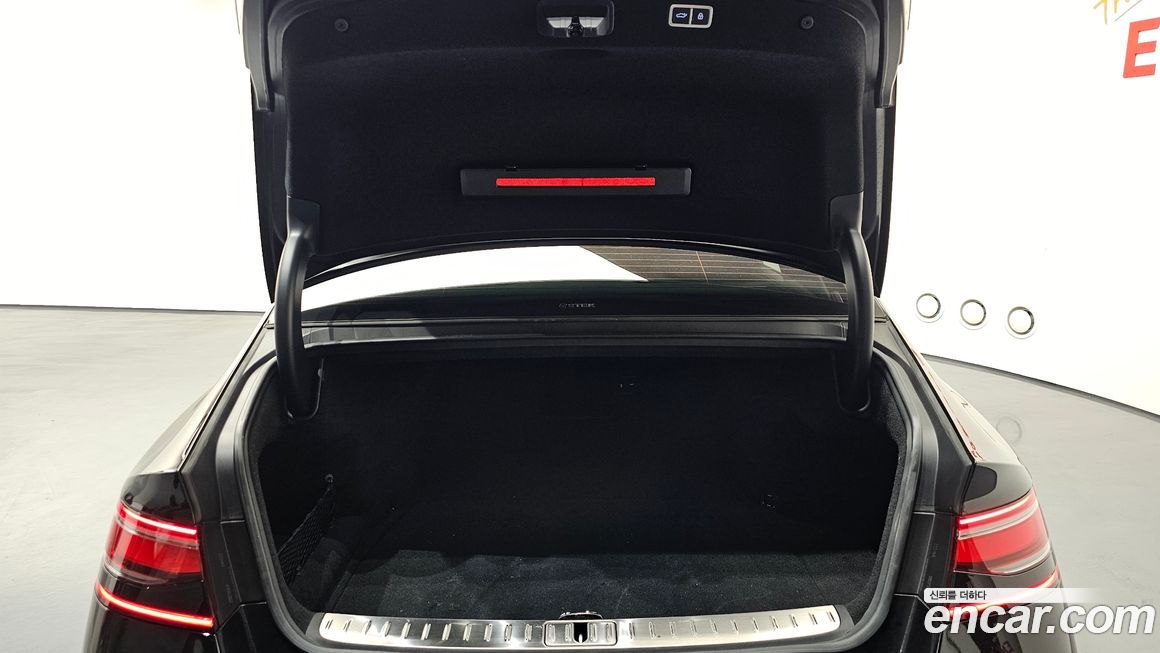 Genesis G90 2023