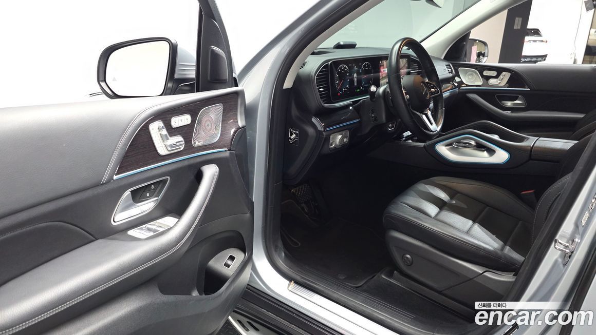 Mercedes-Benz GLE-Class 2023