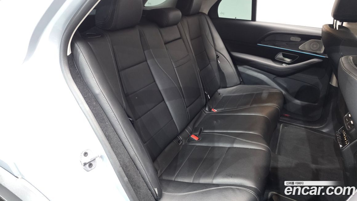 Mercedes-Benz GLE-Class 2023