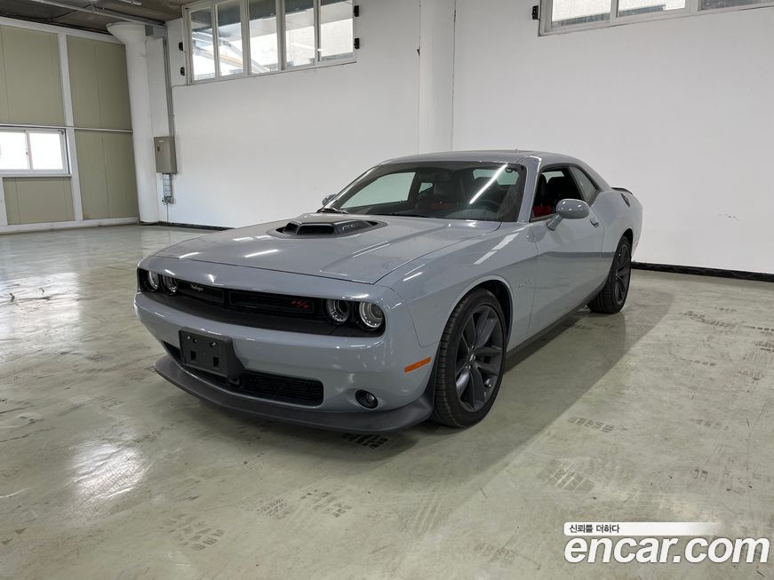 Dodge Challenger 2021