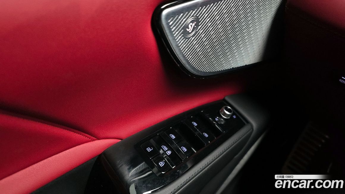 Maserati Grecale 2023