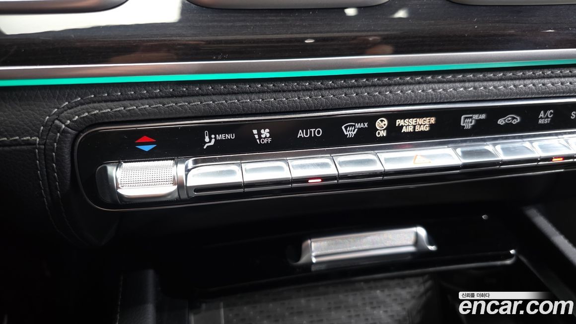 Mercedes-Benz GLE-Class 2023