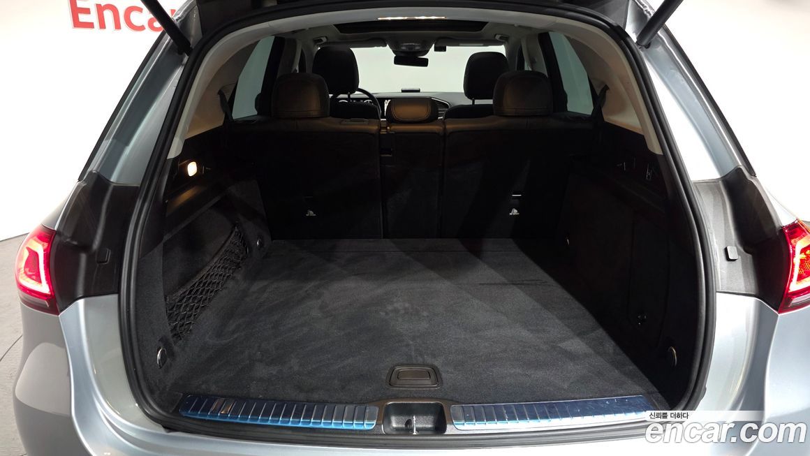 Mercedes-Benz GLE-Class 2023