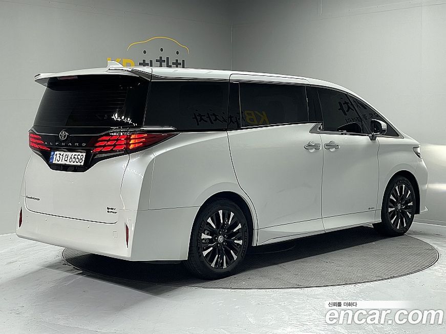 Toyota Alphard 2024