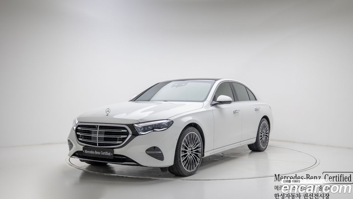 Mercedes-Benz E-Class 2024