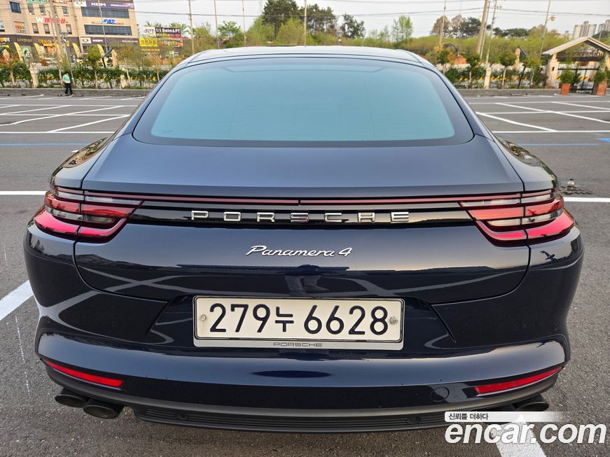 Porsche Panamera 2020