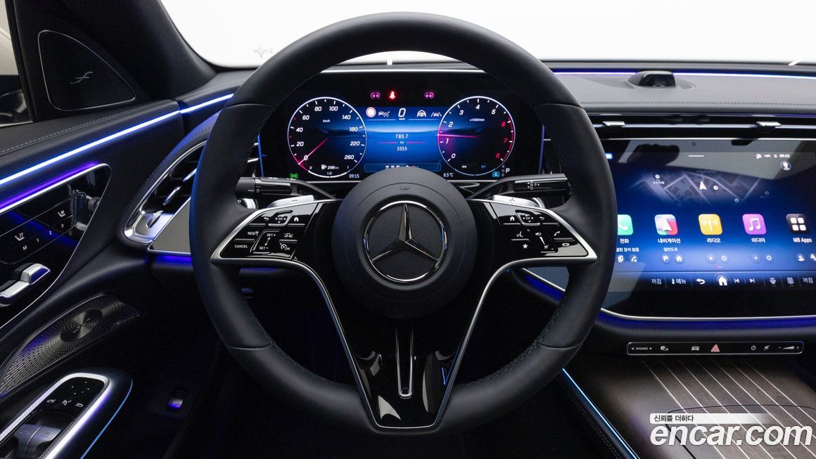 Mercedes-Benz E-Class 2024