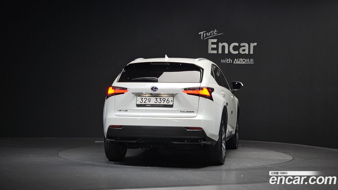 Lexus NX 2015