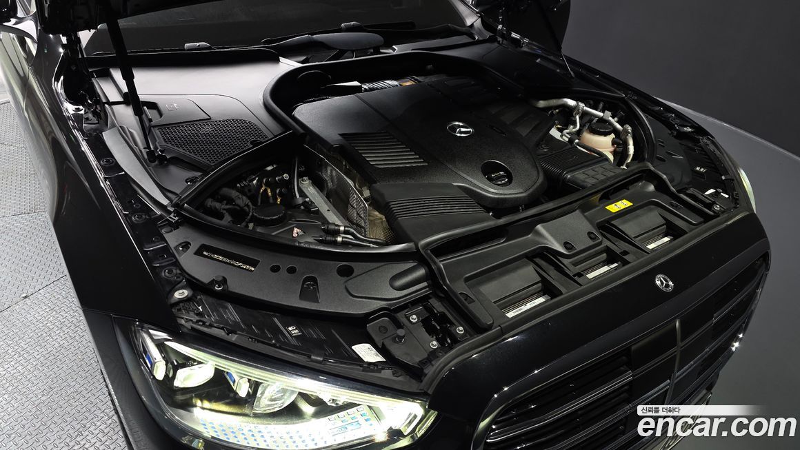 Mercedes-Benz S-Class 2022