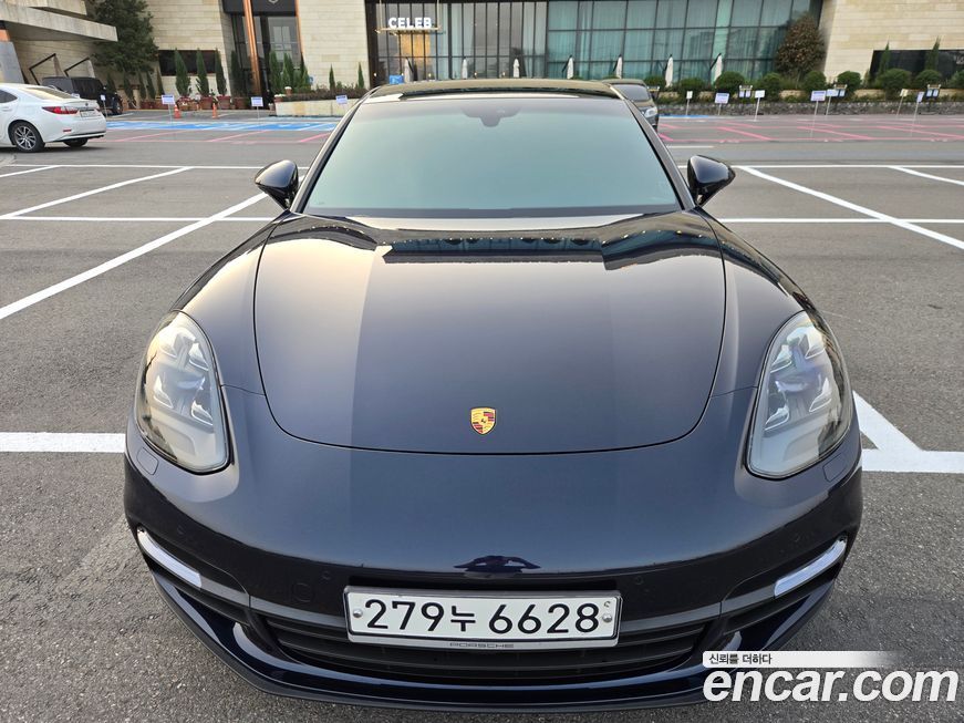 Porsche Panamera 2020