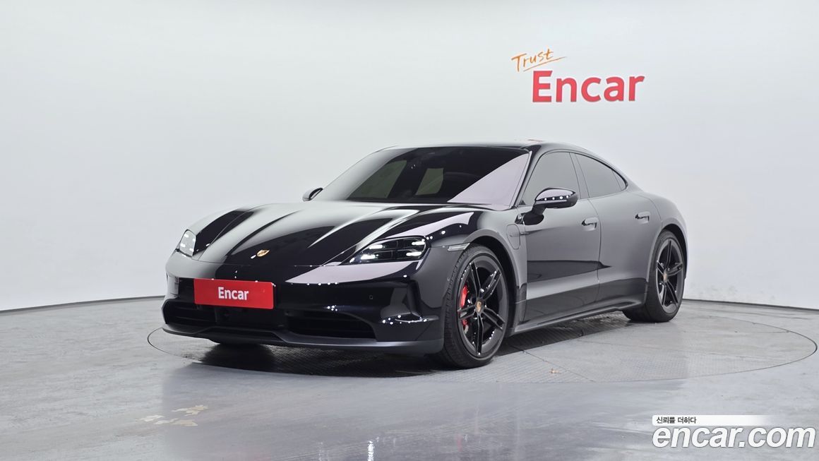 Porsche Taycan 2025