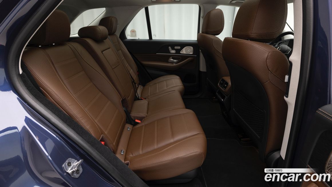 Mercedes-Benz GLE-Class 2025