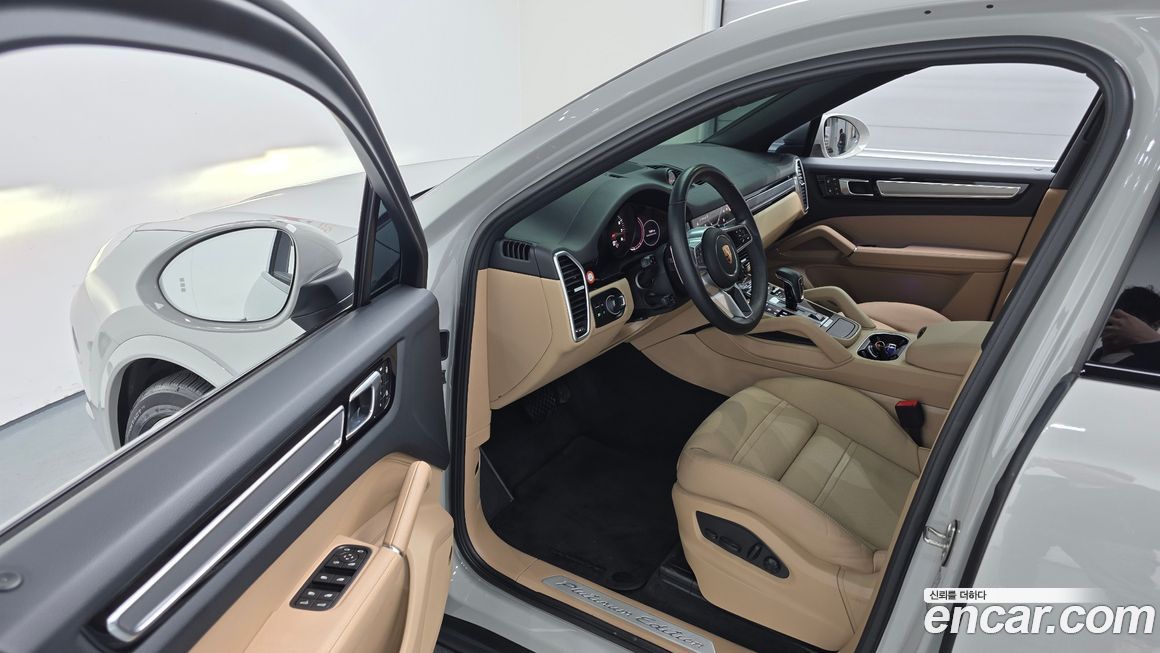 Porsche Cayenne 2023