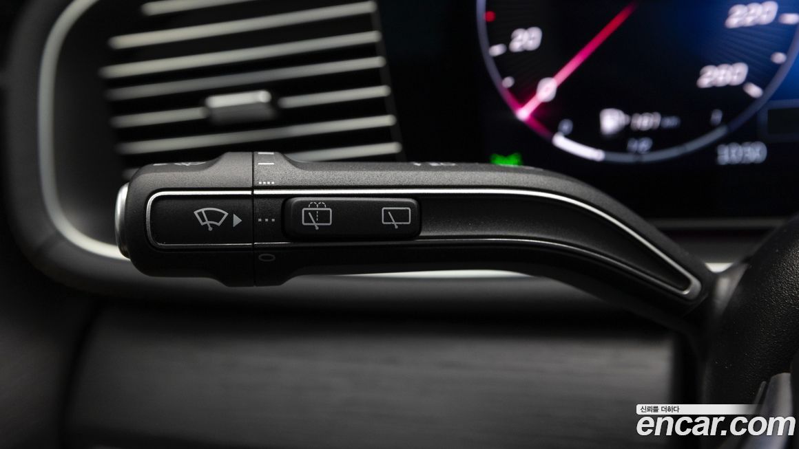 Mercedes-Benz GLE-Class 2025