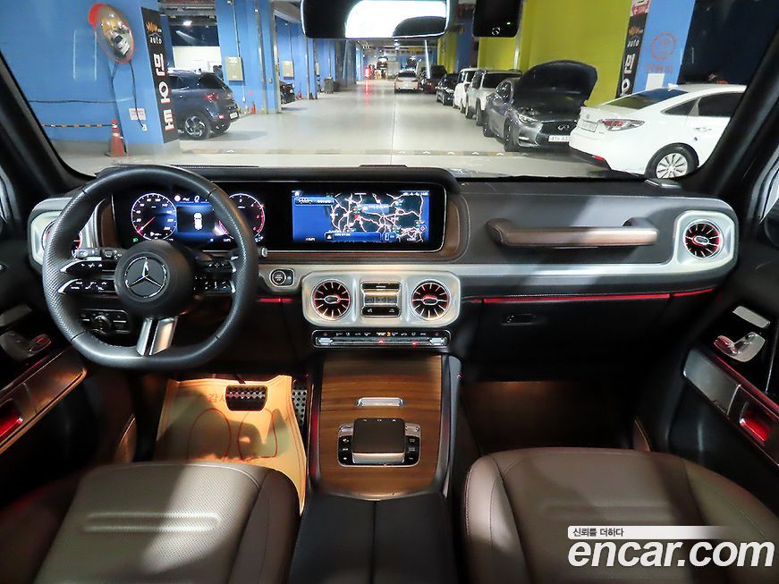 Mercedes-Benz G-Class 2025