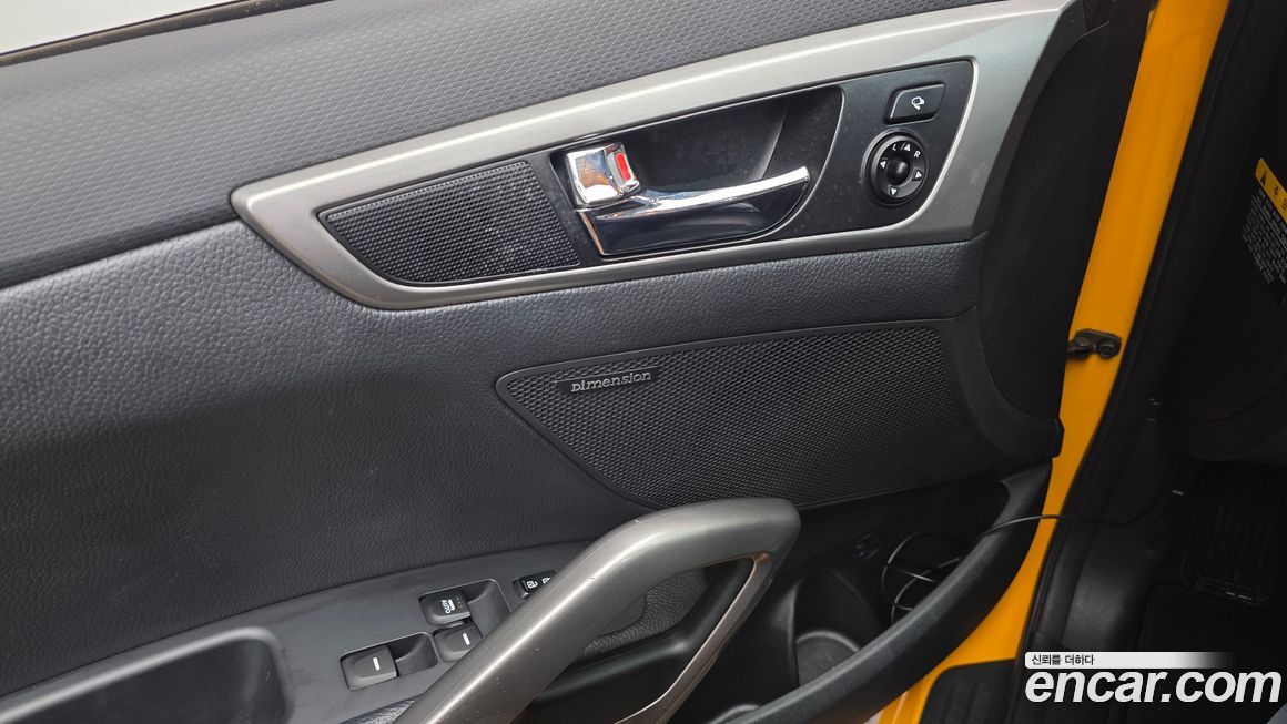 Hyundai Veloster 2012