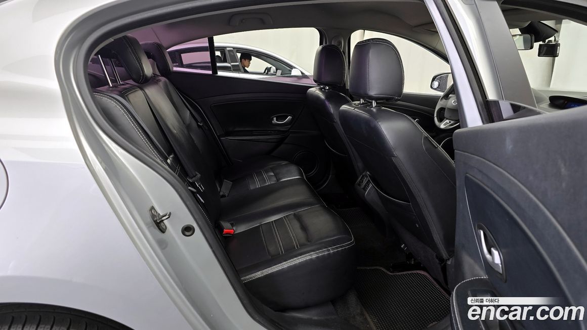 Renault-KoreaSamsung SM3 2013