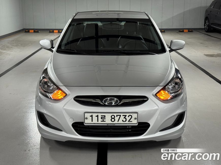 Hyundai Accent 2012