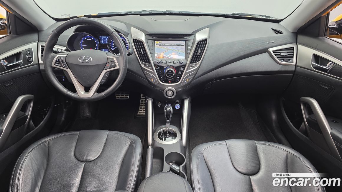 Hyundai Veloster 2012